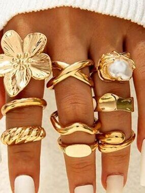 NEW 9 pc Y2k Statement Flower Stackable Rings Chunky Gold Baroque Pearl Fashion